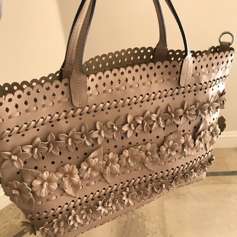 Real Valentino bag in leather